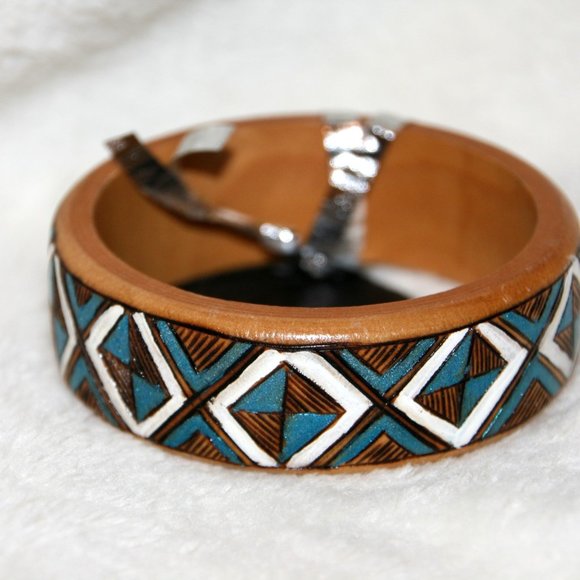 Wood-burned Turquoise Square Bracelet - Picture 2 of 2